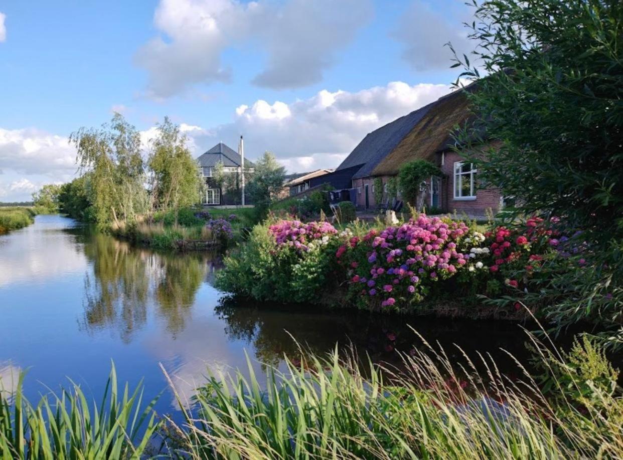Blossom Barn Lodges Oudewater Bagian luar foto